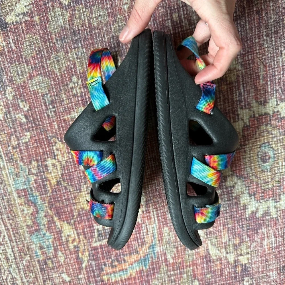 Chaco kids size 3 Rainbow Sandals